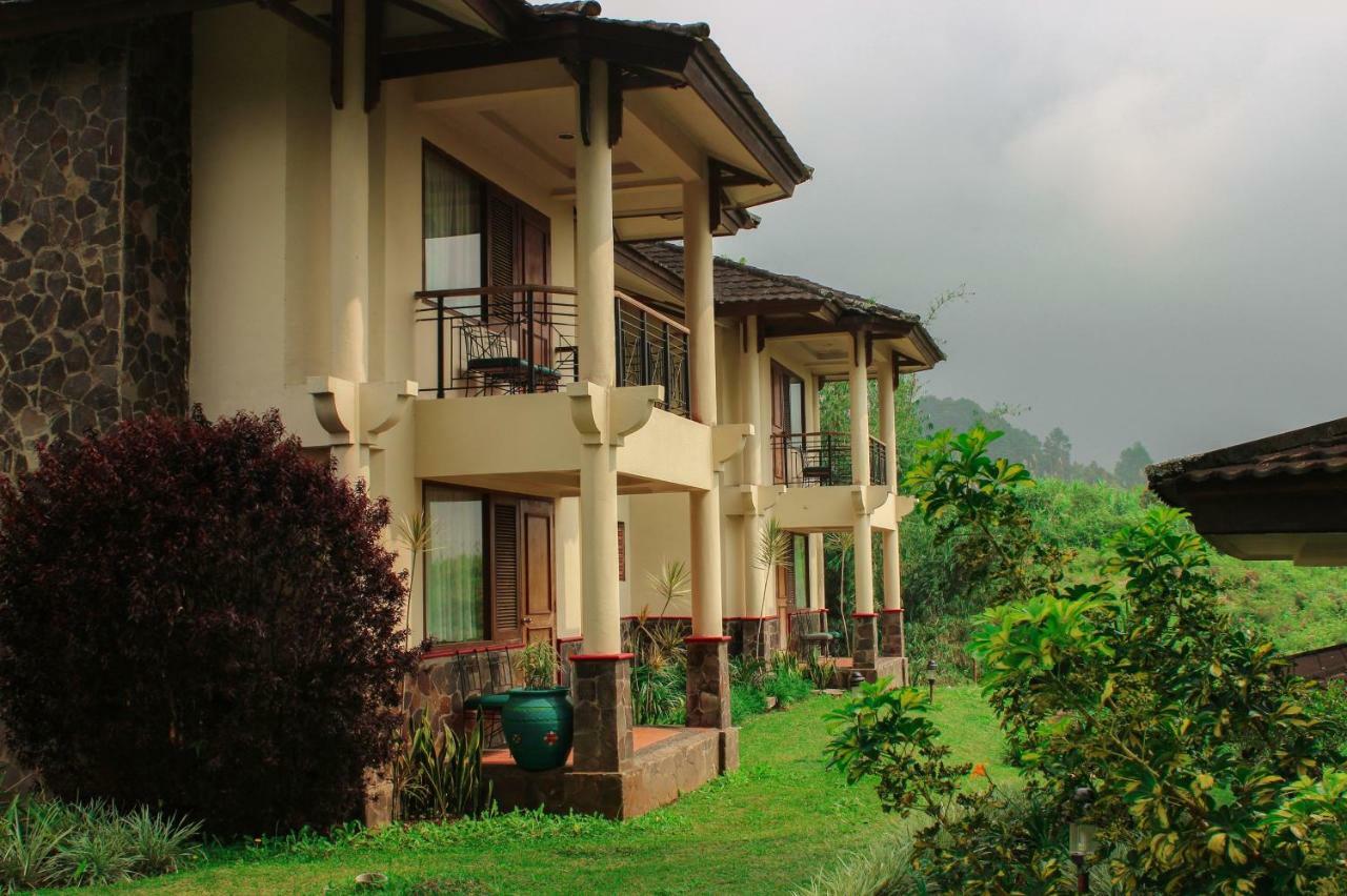 Parkside Nuansa Maninjau Resort Εξωτερικό φωτογραφία