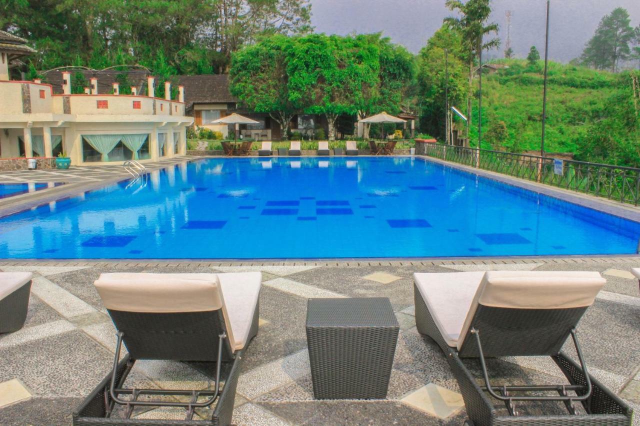 Parkside Nuansa Maninjau Resort Εξωτερικό φωτογραφία